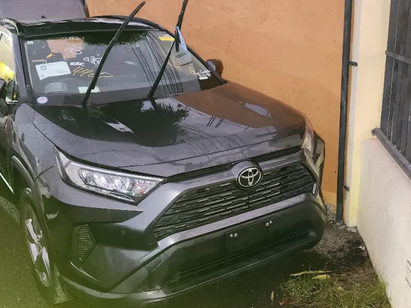 toyota-rav4-17l-2021